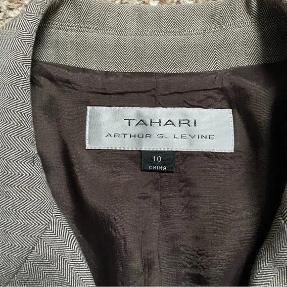 Tahari ASL Herringbone Skirt Suit 2-Piece Blazer & Peplum Skirt Brown Gray Sz 10 - Picture 15 of 16